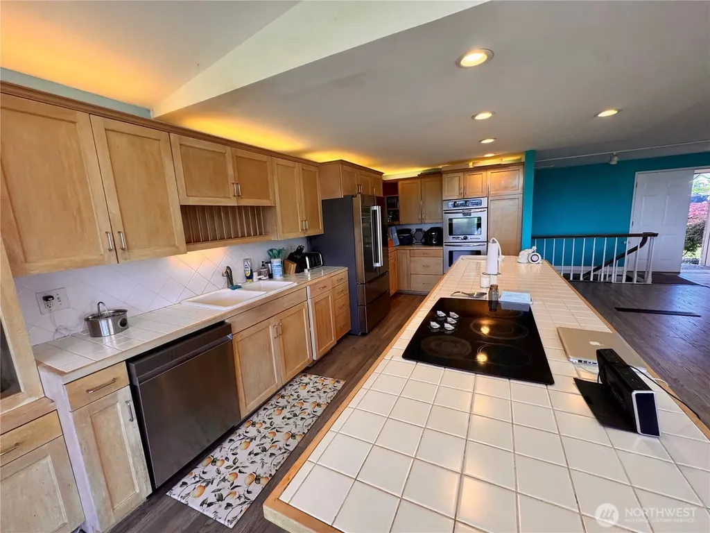 15625 11th Avenue NE Arlington WA 98223