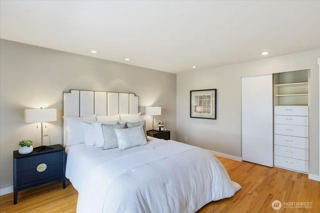 16813 NE 33rd Street Bellevue WA 98008