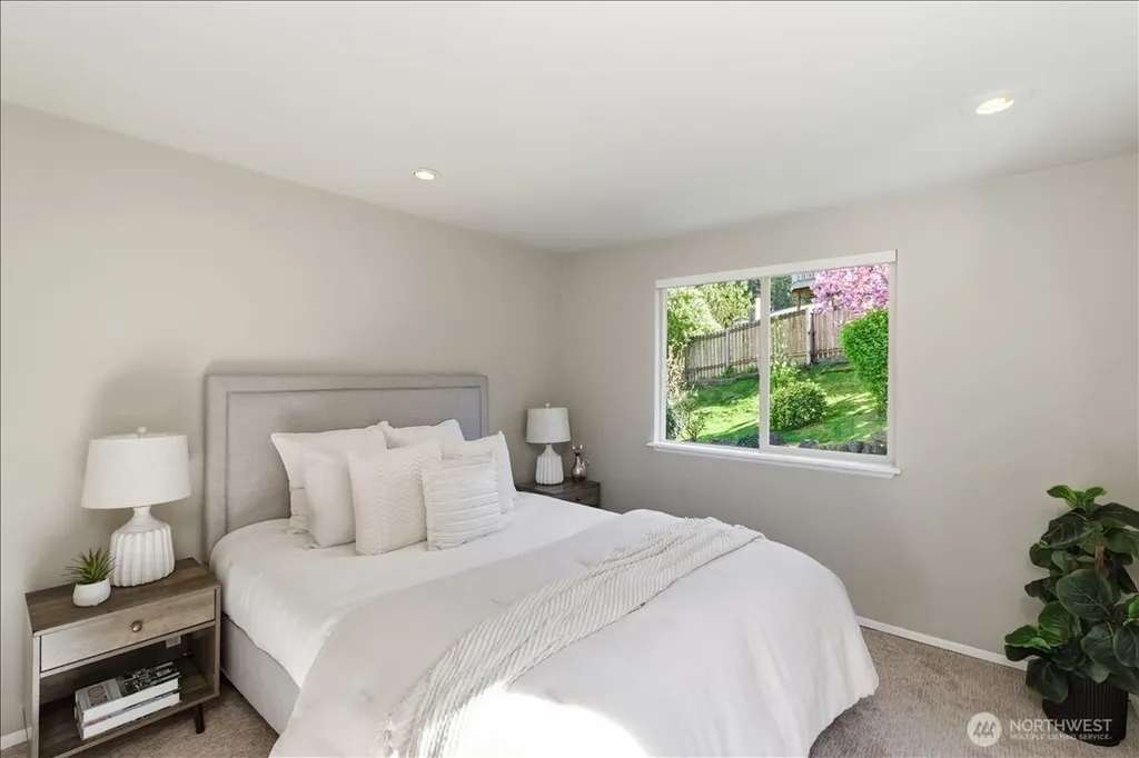 16813 NE 33rd Street Bellevue WA 98008