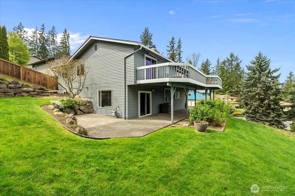 16813 NE 33rd Street Bellevue WA 98008