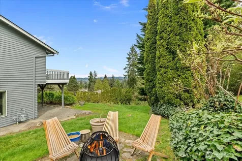 16813 NE 33rd Street Bellevue WA 98008