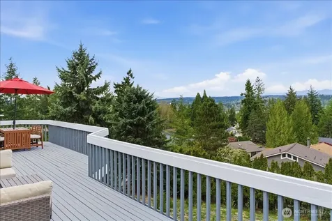 16813 NE 33rd Street Bellevue WA 98008