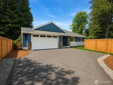 11014 6th Avenue W Everett WA 98204