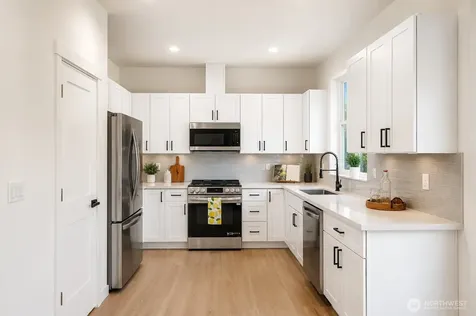 11014 6th Avenue W Everett WA 98204