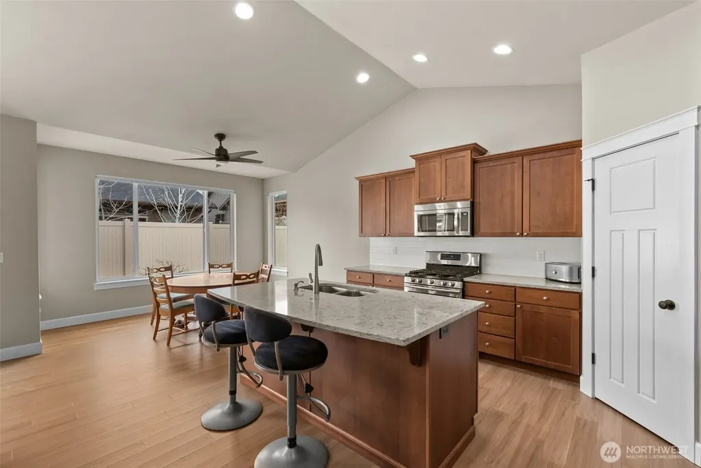 1747 S Blanchard Loop East Wenatchee WA 98802