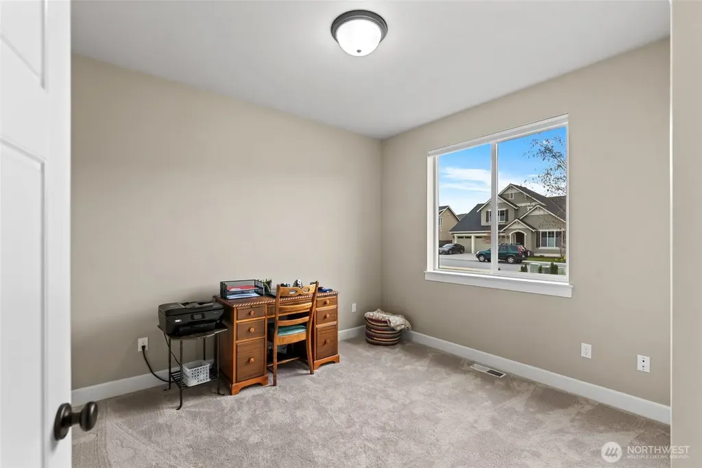 1747 S Blanchard Loop East Wenatchee WA 98802