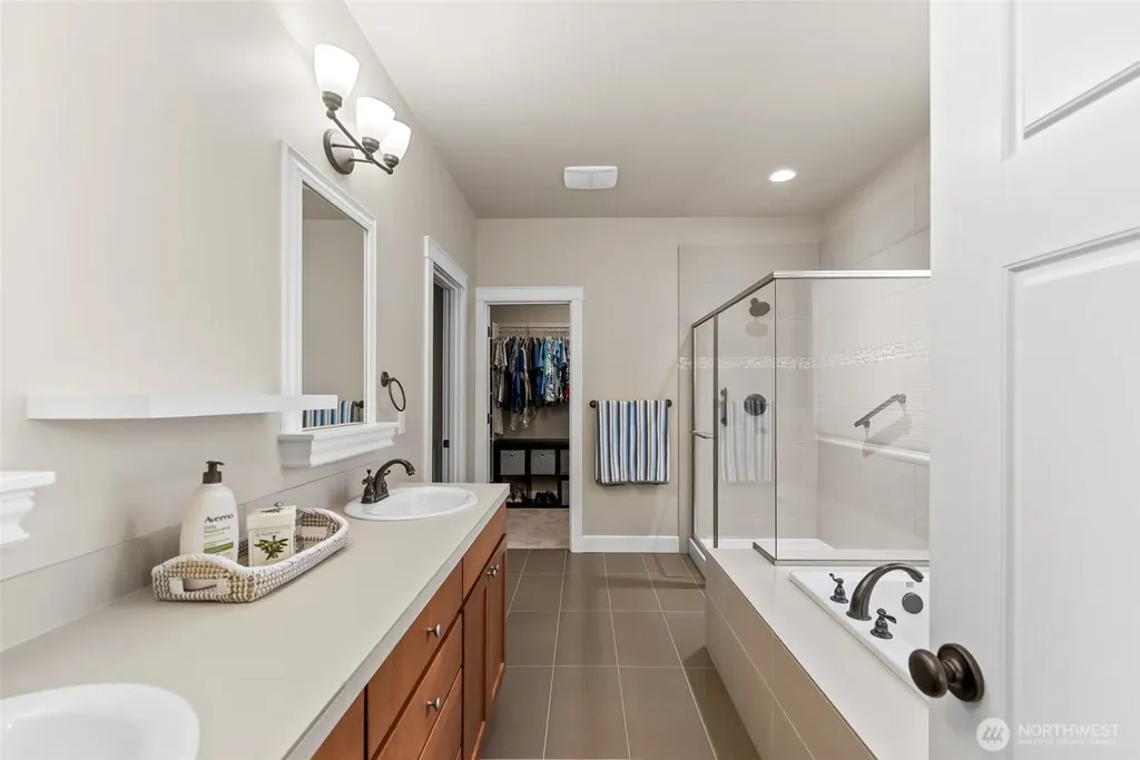 1747 S Blanchard Loop East Wenatchee WA 98802