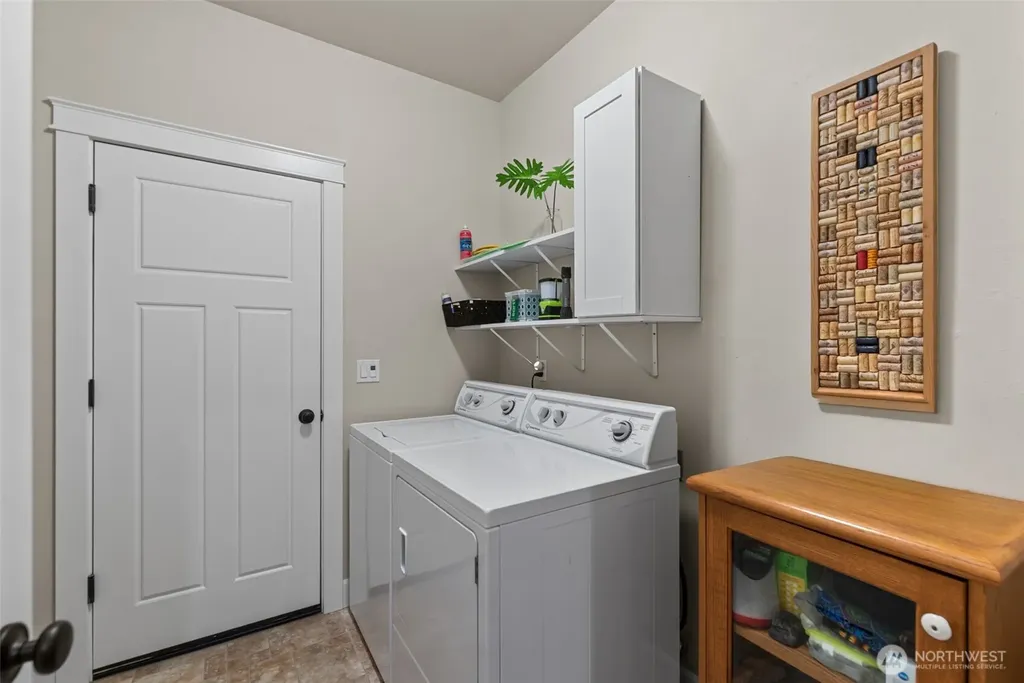 1747 S Blanchard Loop East Wenatchee WA 98802