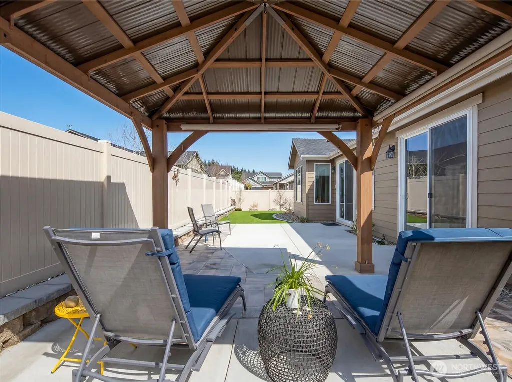 1747 S Blanchard Loop East Wenatchee WA 98802