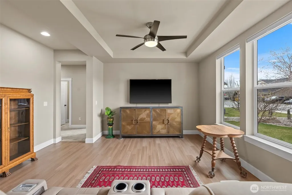 1747 S Blanchard Loop East Wenatchee WA 98802