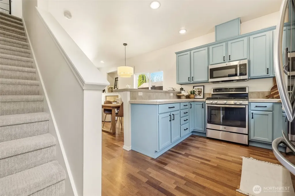 8847 9th Avenue SW Seattle WA 98106