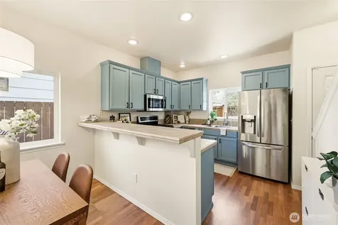 8847 9th Avenue SW Seattle WA 98106