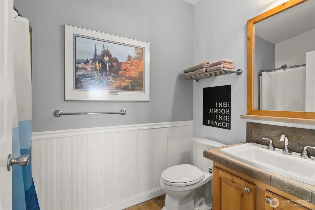 4751 E Pickering Road Shelton WA 98584