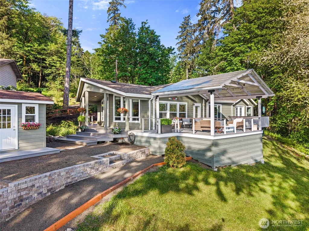 4751 E Pickering Road Shelton WA 98584