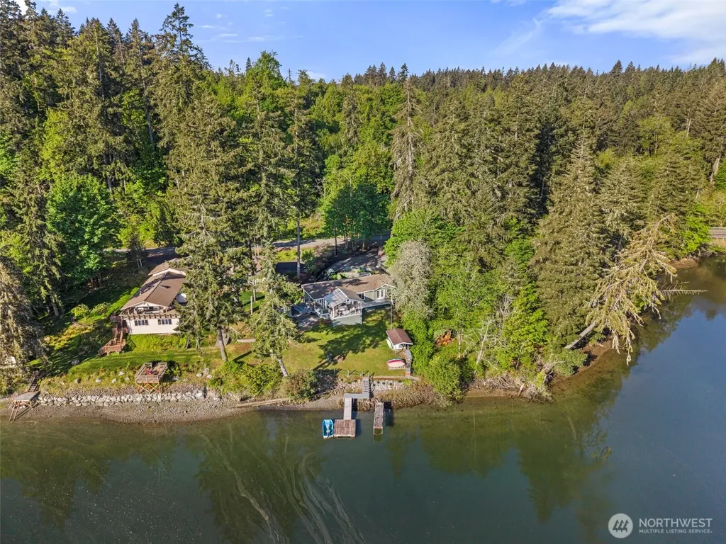 4751 E Pickering Road Shelton WA 98584