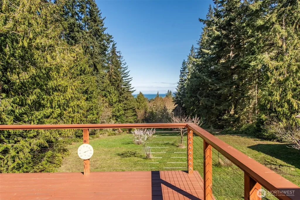 997 Old Olympic Highway Port Angeles WA 98362