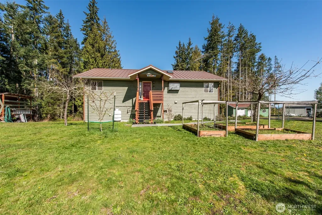 997 Old Olympic Highway Port Angeles WA 98362