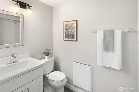 3055 80th Avenue SE Mercer Island WA 98040
