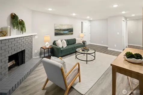 3055 80th Avenue SE Mercer Island WA 98040