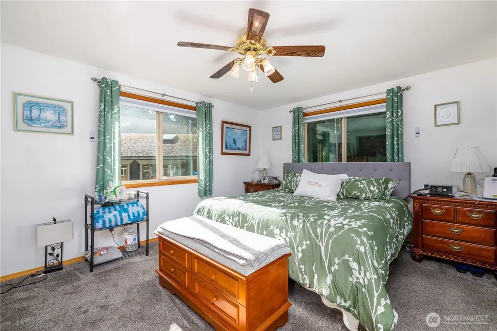 550 E Budd Drive Shelton WA 98584