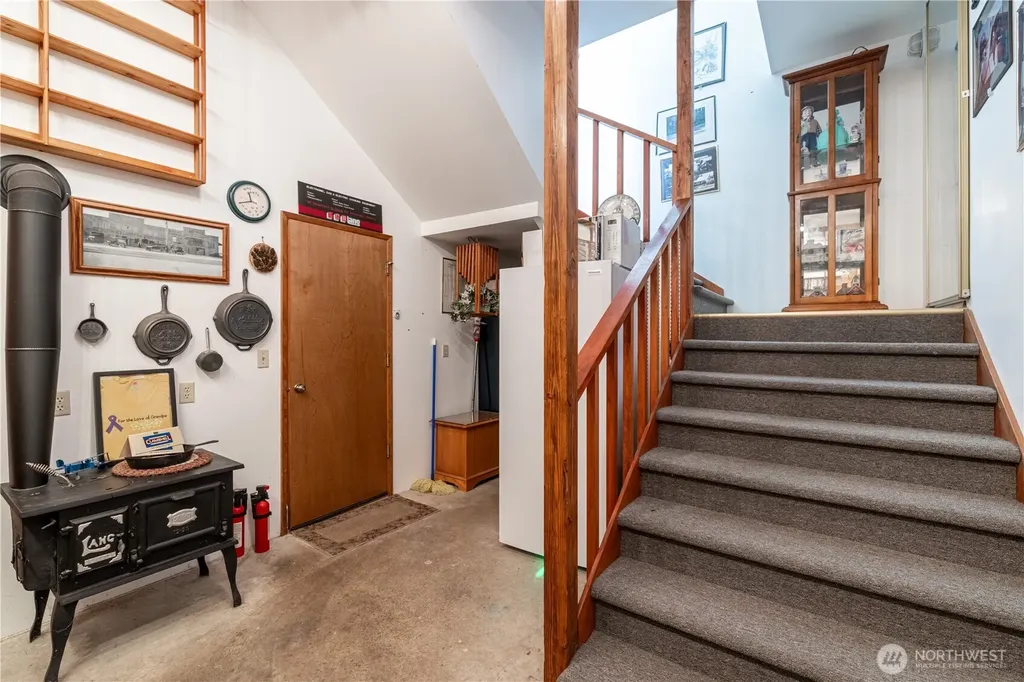 550 E Budd Drive Shelton WA 98584