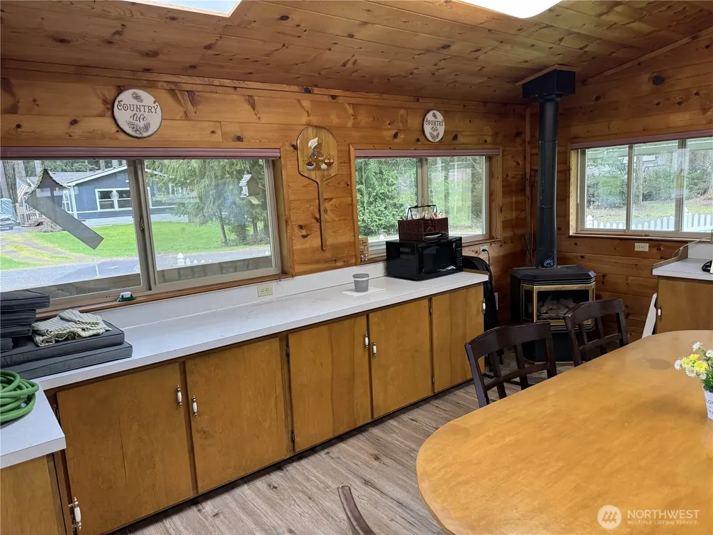 550 E Budd Drive Shelton WA 98584