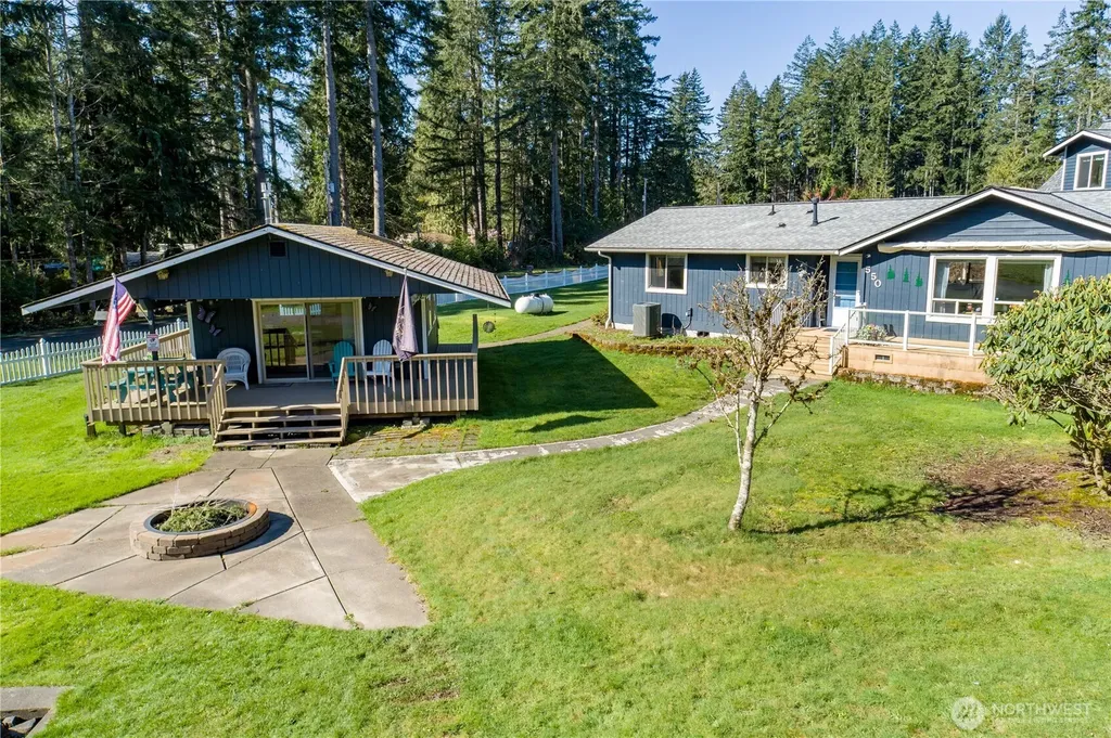 550 E Budd Drive Shelton WA 98584