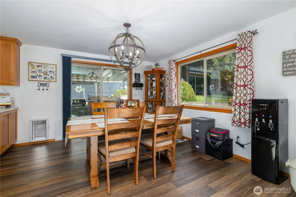 550 E Budd Drive Shelton WA 98584