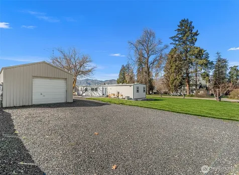 420 30th Street NW East Wenatchee WA 98802