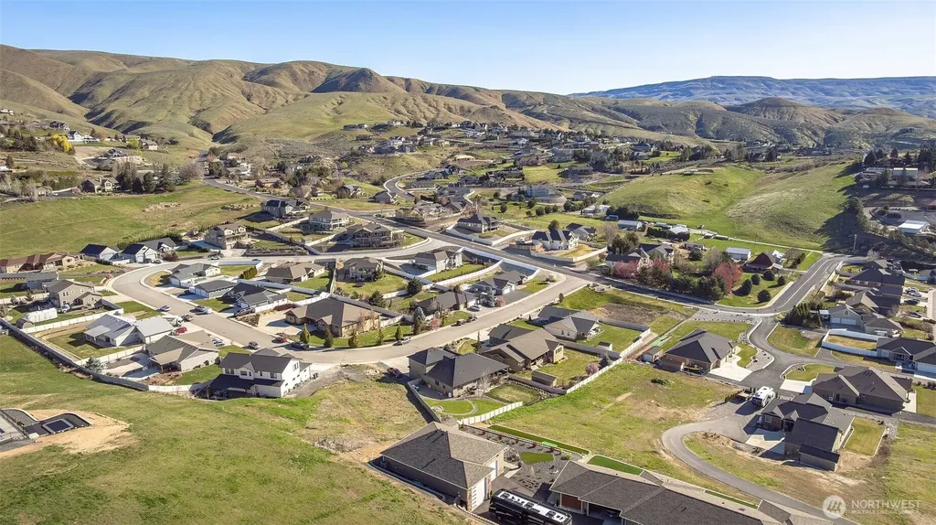 83 Sunny Meadows Loop Wenatchee WA 98801