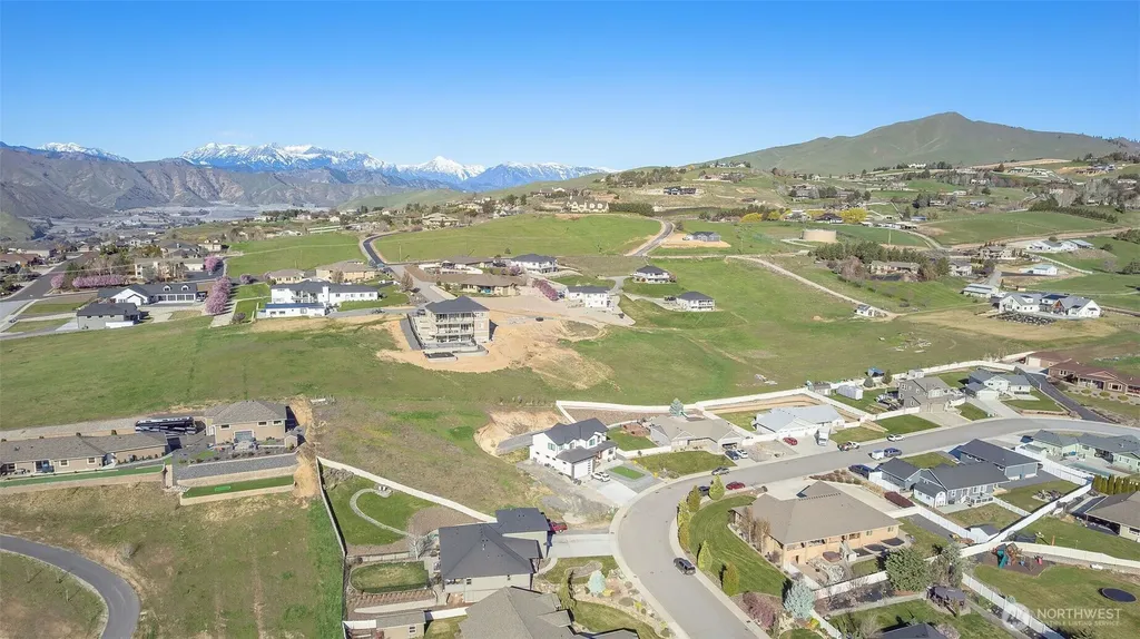 83 Sunny Meadows Loop Wenatchee WA 98801