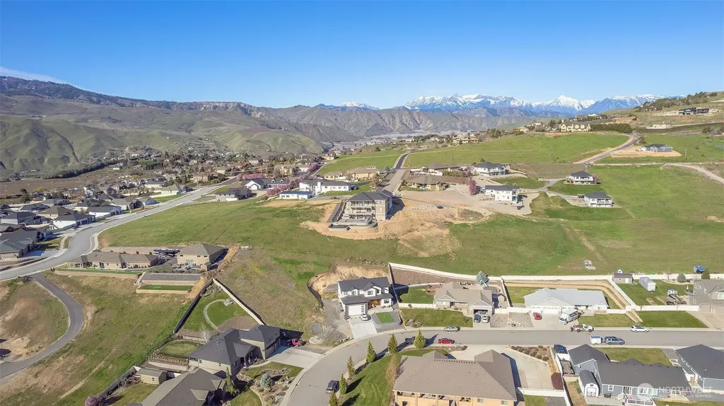 83 Sunny Meadows Loop Wenatchee WA 98801