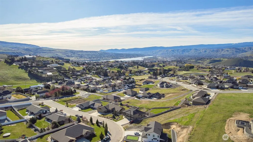 83 Sunny Meadows Loop Wenatchee WA 98801