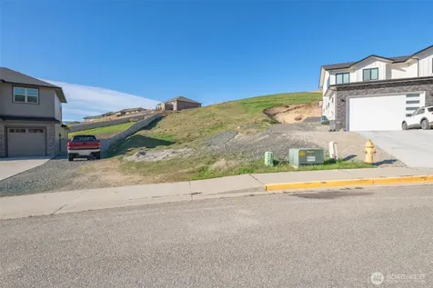 83 Sunny Meadows Loop Wenatchee WA 98801