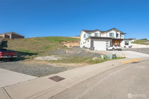 83 Sunny Meadows Loop Wenatchee WA 98801