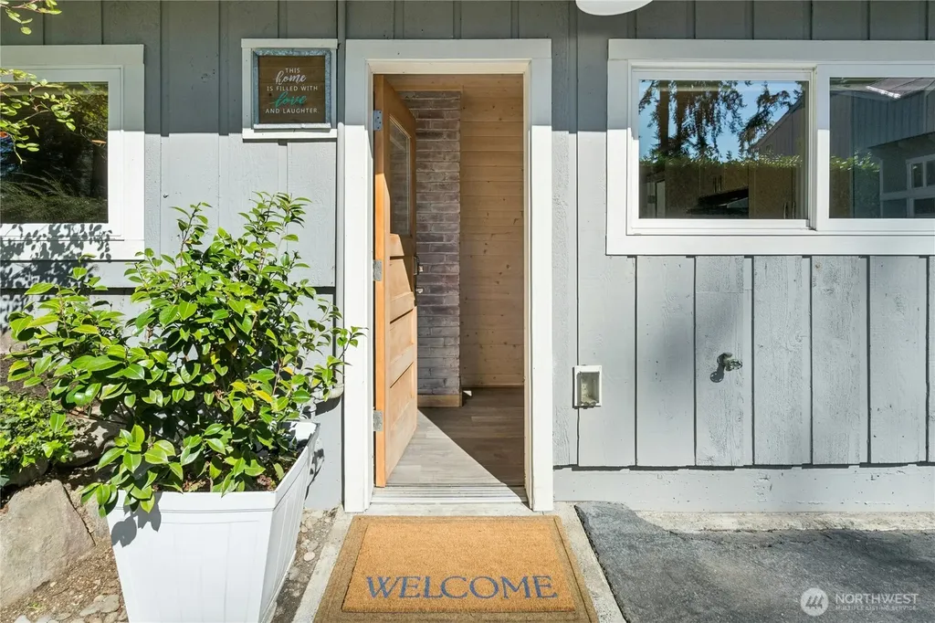 3016 106th Avenue SE Bellevue WA 98004