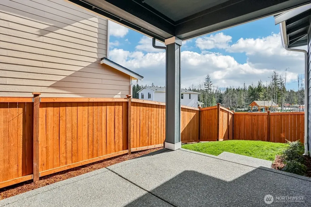 6168 Telford Way SW Port Orchard WA 98367
