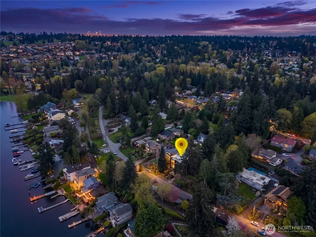9719 Lake Shore Boulevard NE Seattle WA 98115