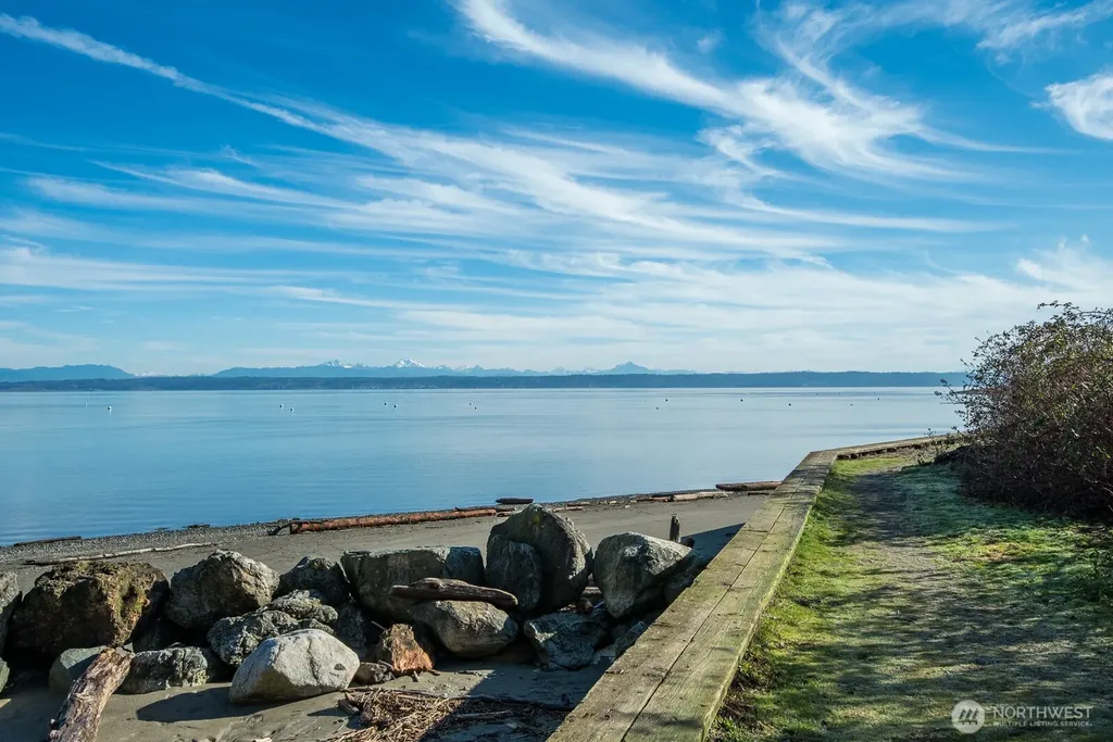 1205 Orcas Drive Camano Island WA 98282