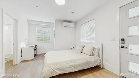 442 13th Avenue Seattle WA 98122