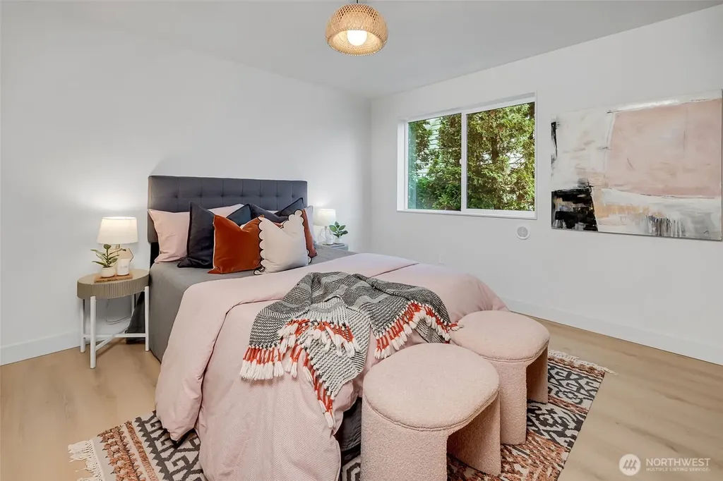 4405 S Holly Street Seattle WA 98118