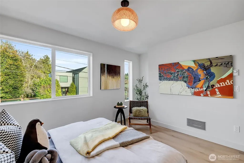 4405 S Holly Street Seattle WA 98118