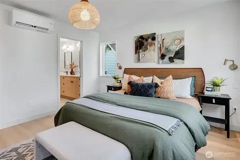 4405 S Holly Street Seattle WA 98118