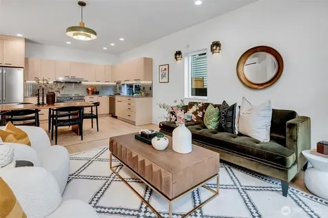 4405 S Holly Street Seattle WA 98118