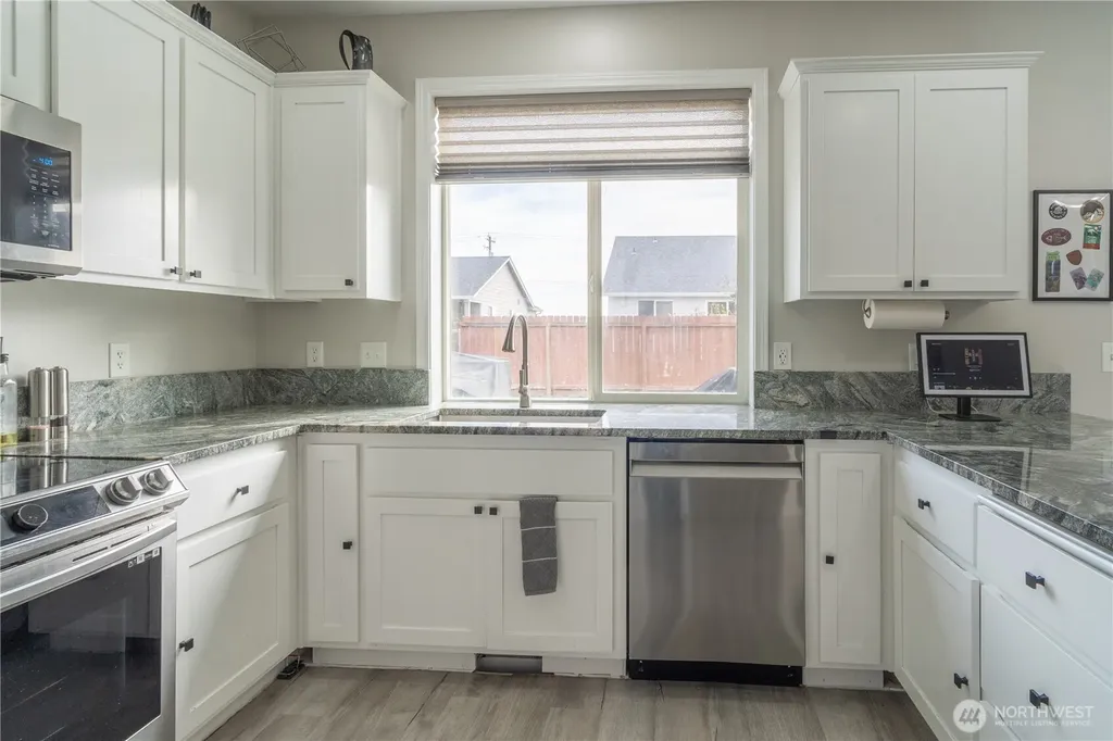 3425 W Glenmoor Drive Moses Lake WA 98837