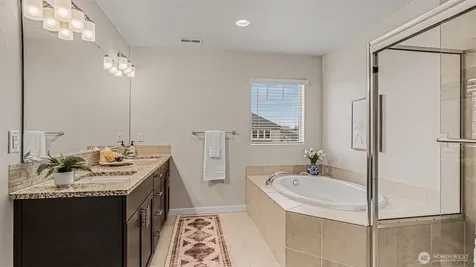 3319 104th Avenue NE Lake Stevens WA 98258