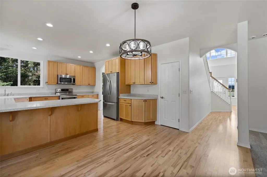 31502 40th Avenue S Roy WA 98580