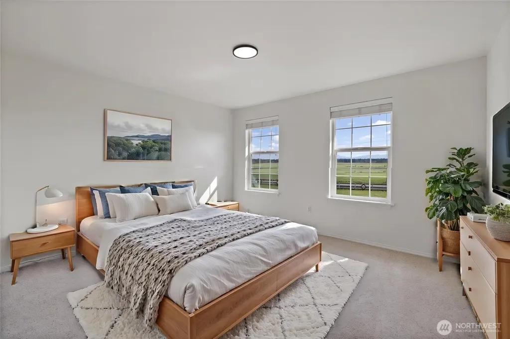 31502 40th Avenue S Roy WA 98580
