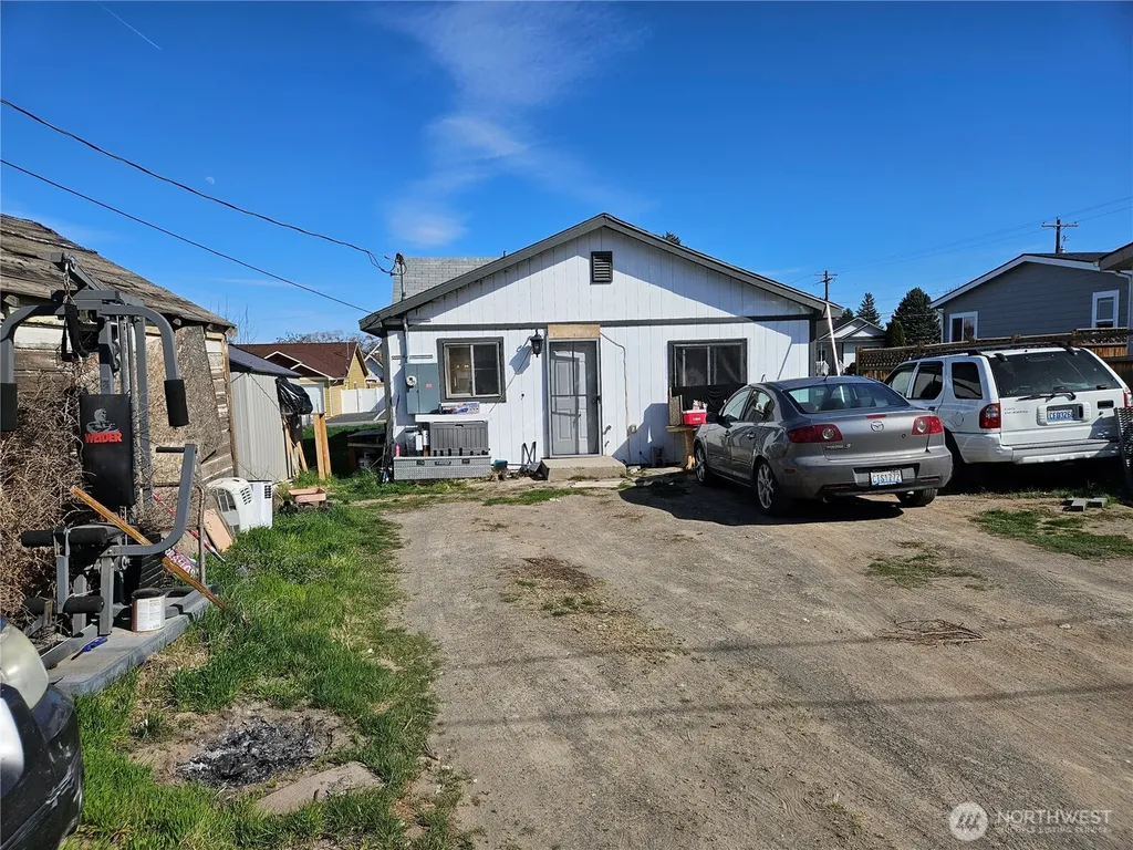 47 S Dogwood Street Soap Lake WA 98851