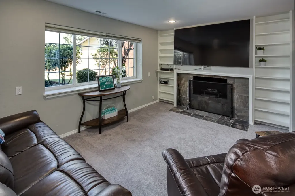 19619 SE 264th Court Covington WA 98042